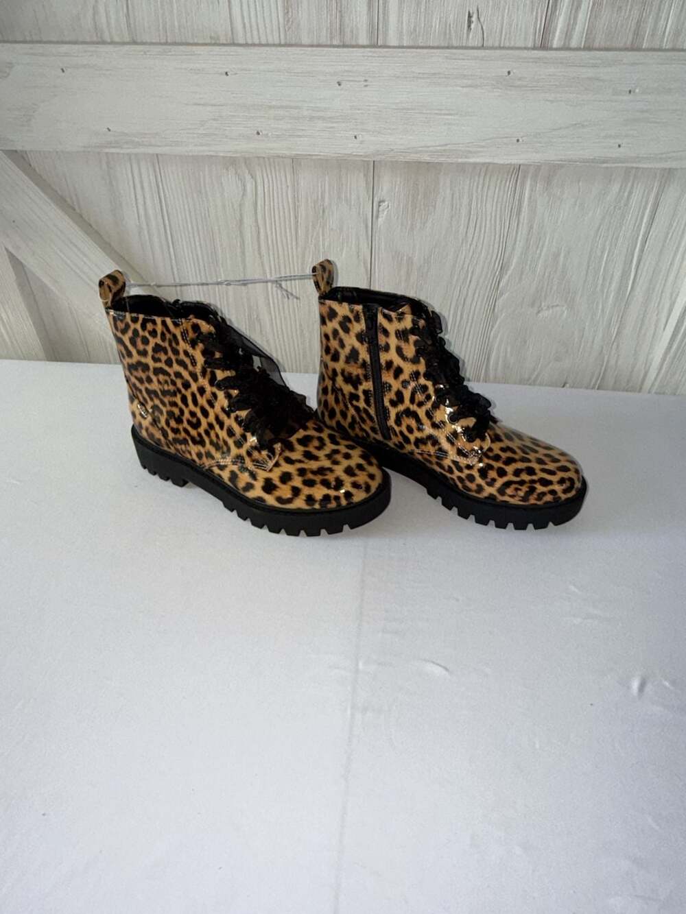 Art Class Kayden Lug Sole Lace-Up Zippered Combat Boots in Leopard Print